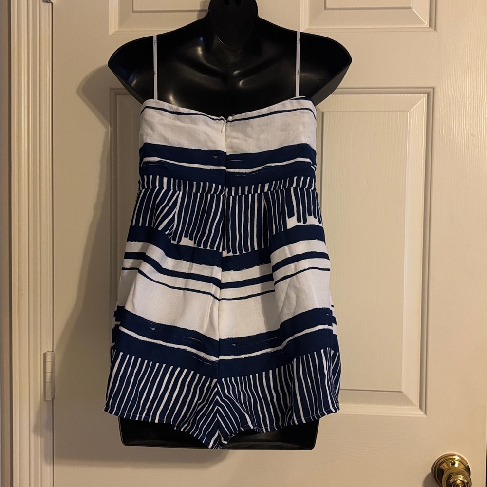 Lulu's Dephi Strapless Navy and White Romper Size M - Picture 4 of 8